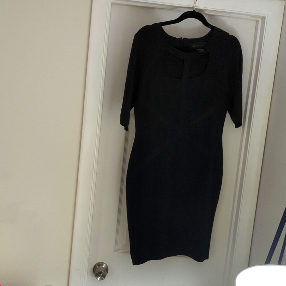 Kim Kardashian black dress not lined made of elastic polyester